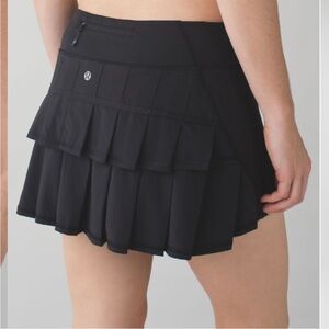 NWOT Lululemon Run: Pace Setter Skirt Black size 10